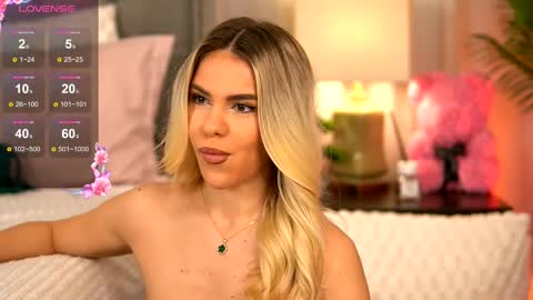 Chloe online show from March 5, 3:29 am