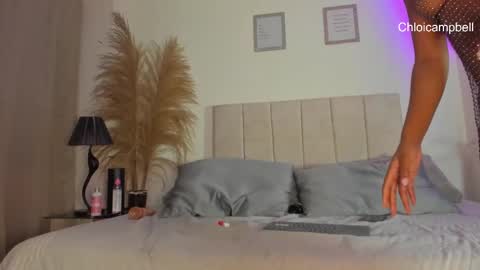 Chloe Campbell online show from January 12, 4:42 am