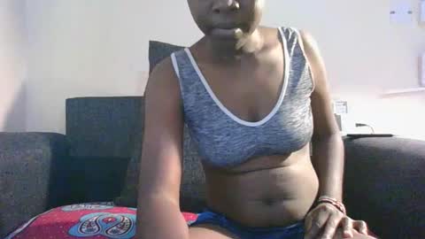 Snapshot of chocolatebby90 chatting on September 16, 7:11 am chocolatebby90 online show from September 16, 7:11 am