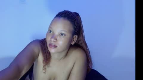 Snapshot of chocolatemilkebony chatting on February 23, 7:00 am chocolatemilkebony online show from February 23, 7:00 am