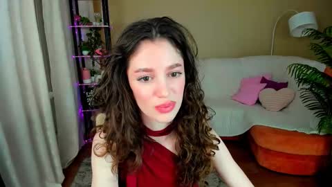 Snapshot of christinaconteeree chatting on September 11, 1:45 pm christinaconteeree online show from September 11, 1:45 pm