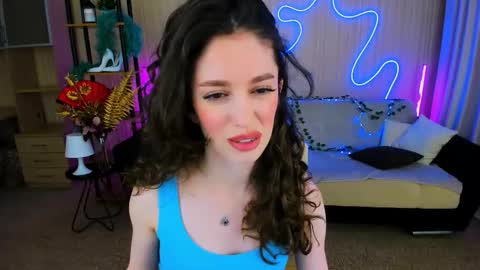 Snapshot of christinaconteeree chatting on September 16, 4:21 pm christinaconteeree online show from September 16, 4:21 pm