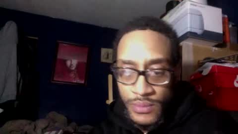 Snapshot of chronicle_of_biddick chatting on January 30, 5:41 am Vinny.D online show from January 30, 5:41 am