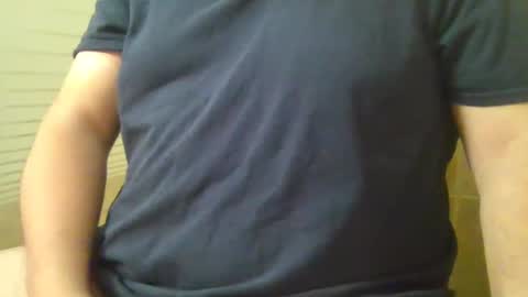 Snapshot of chubbycub14 chatting on September 15, 12:01 am chubbycub14 online show from September 15, 12:01 am