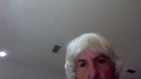 Snapshot of chuck354139 chatting on September 13, 5:21 am chuck354139 online show from September 13, 5:21 am