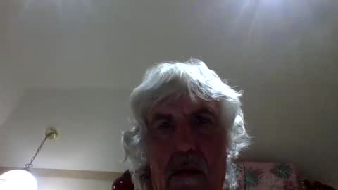 Snapshot of chuck354139 chatting on September 19, 6:06 am chuck354139 online show from September 19, 6:06 am