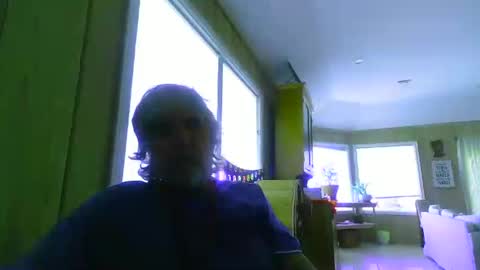 Snapshot of chuck354139 chatting on January 26, 6:06 pm chuck354139 online show from January 26, 6:06 pm