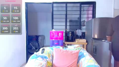 Snapshot of ciaraebonyxxx chatting on March 9, 1:46 am ciaraebonyxxx online show from March 9, 1:46 am