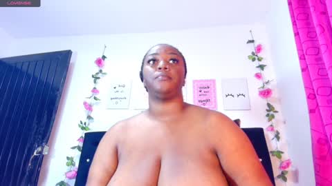Snapshot of ciaraebonyxxx chatting on February 4, 12:44 pm ciaraebonyxxx online show from February 4, 12:44 pm