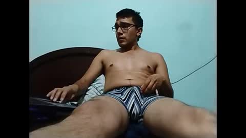 ciclistasinlicencia online show from February 17, 3:15 am