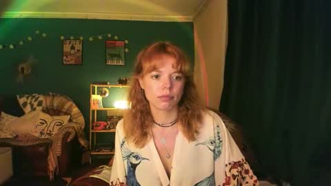 Snapshot of clancyosbourne chatting on September 16, 6:55 pm Clancy online show from September 16, 6:55 pm