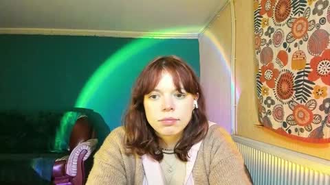 Snapshot of clancyosbourne chatting on February 8, 1:43 am Clancy online show from February 8, 1:43 am
