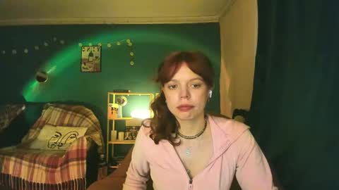 Snapshot of clancyosbourne chatting on March 7, 8:55 pm Clancy online show from March 7, 8:55 pm