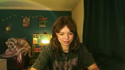Snapshot of clancyosbourne chatting on September 19, 6:22 pm Clancy online show from September 19, 6:22 pm