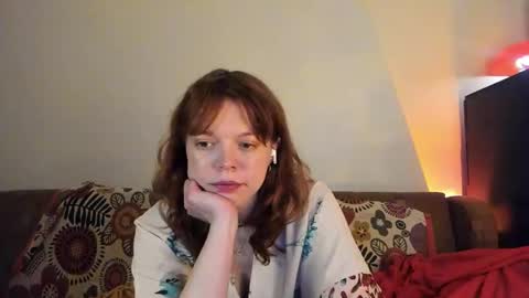 Snapshot of clancyosbourne chatting on January 21, 7:17 pm Clancy online show from January 21, 7:17 pm