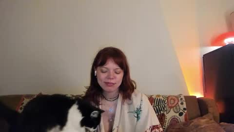 Snapshot of clancyosbourne chatting on January 28, 8:47 pm Clancy online show from January 28, 8:47 pm