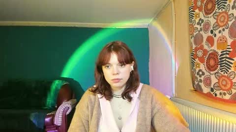 Snapshot of clancyosbourne chatting on February 7, 10:41 pm Clancy online show from February 7, 10:41 pm