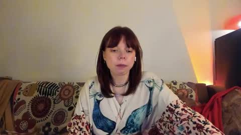 Snapshot of clancyosbourne chatting on January 23, 10:44 pm Clancy online show from January 23, 10:44 pm