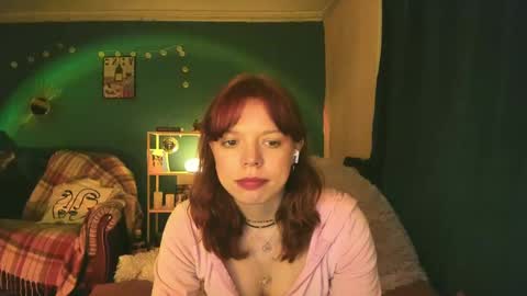 Snapshot of clancyosbourne chatting on March 10, 9:29 pm Clancy online show from March 10, 9:29 pm
