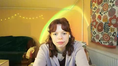 Snapshot of clancyosbourne chatting on February 3, 11:36 pm Clancy online show from February 3, 11:36 pm