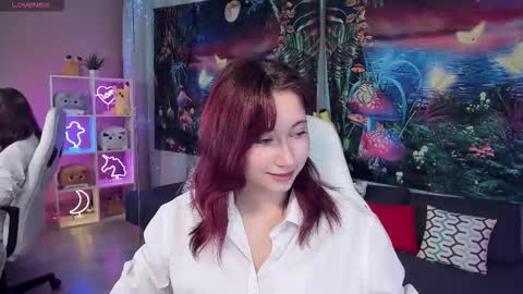 Snapshot of clarabenson chatting on September 19, 7:17 pm clarabenson online show from September 19, 7:17 pm