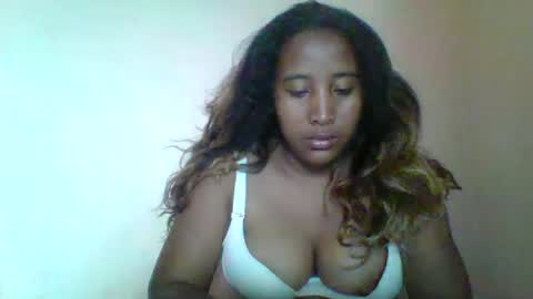 Clarah0123 online show from March 4, 7:08 am