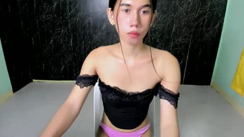 clarence_69 online show from March 12, 5:35 am