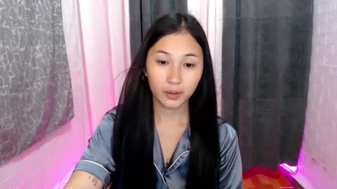 MIKAY OR MIKAH online show from March 1, 6:11 pm
