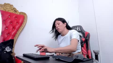          online show from February 18, 11:55 am