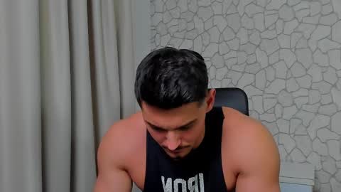 Snapshot of clintmasterss chatting on February 18, 4:14 pm ClintMasterss online show from February 18, 4:14 pm