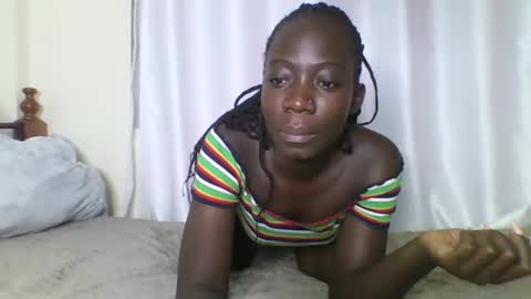 clittygirl52 online show from December 13, 7:32 pm