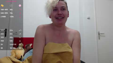 Syl  online show from February 23, 9:48 pm