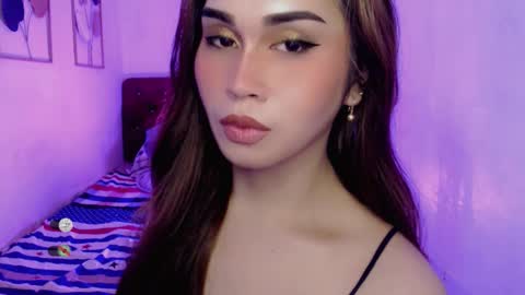 Cloudia babe69 online show from September 23, 3:55 am