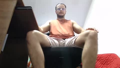 cloudsxxx17 online show from September 13, 12:29 pm
