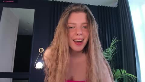 Snapshot of compote__ chatting on September 10, 12:28 pm Polly online show from September 10, 12:28 pm