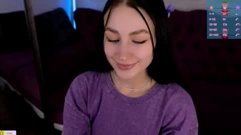 cosmicfaye online show from December 17, 11:17 am