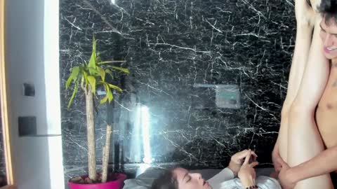 Couplehot  1 online show from December 5, 10:06 am