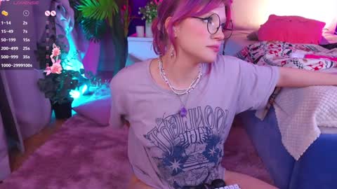 Snapshot of crazy__wine chatting on December 26, 12:46 am Sonya online show from December 26, 12:46 am