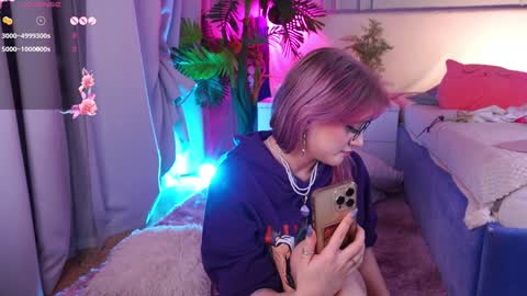 Snapshot of crazy__wine chatting on January 11, 1:48 am Sonya online show from January 11, 1:48 am