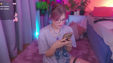 Snapshot of crazy__wine chatting on December 3, 11:07 pm Sonya online show from December 3, 11:07 pm