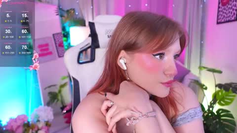 Snapshot of crazy__wine chatting on September 18, 10:25 pm Sonya online show from September 18, 10:25 pm
