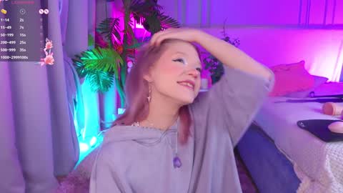 Snapshot of crazy__wine chatting on December 7, 11:29 pm Sonya online show from December 7, 11:29 pm