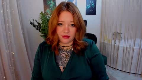 Snapshot of crazydaisiy chatting on January 30, 7:59 pm crazydaisiy online show from January 30, 7:59 pm