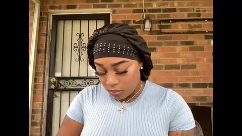Snapshot of creame_sensation chatting on September 22, 3:38 pm PHANTOMTARGARYENXXX online show from September 22, 3:38 pm