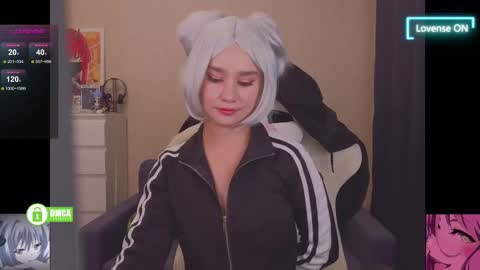 Snapshot of creammeow chatting on September 17, 3:21 am Alina online show from September 17, 3:21 am
