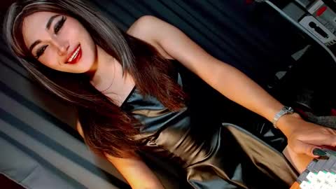 Snapshot of creamycum_celinexxx chatting on January 29, 4:52 pm Celine online show from January 29, 4:52 pm
