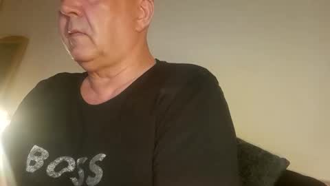 creems2 online show from February 23, 4:39 am
