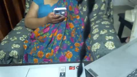 Snapshot of crezybhabihot chatting on February 7, 11:45 pm Sonika69 online show from February 7, 11:45 pm