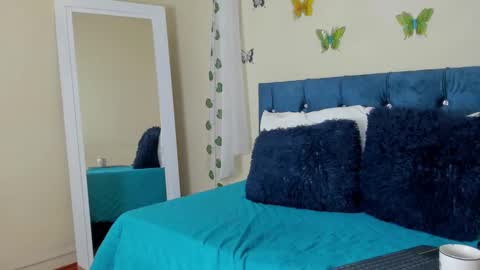 Snapshot of cristalwalker__ chatting on March 11, 12:39 pm cristal walker online show from March 11, 12:39 pm