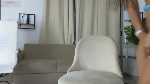 Snapshot of cristinavegas chatting on September 11, 10:27 am ....... online show from September 11, 10:27 am